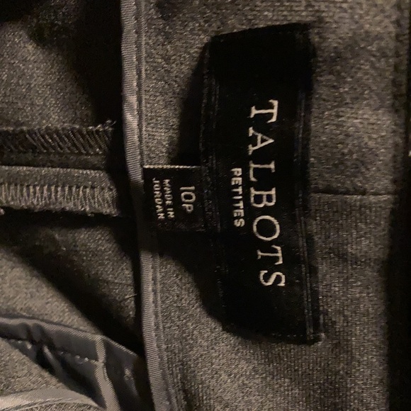 Talbots
10P Grey Dress Pants
Pockets still sewn - Picture 3 of 5